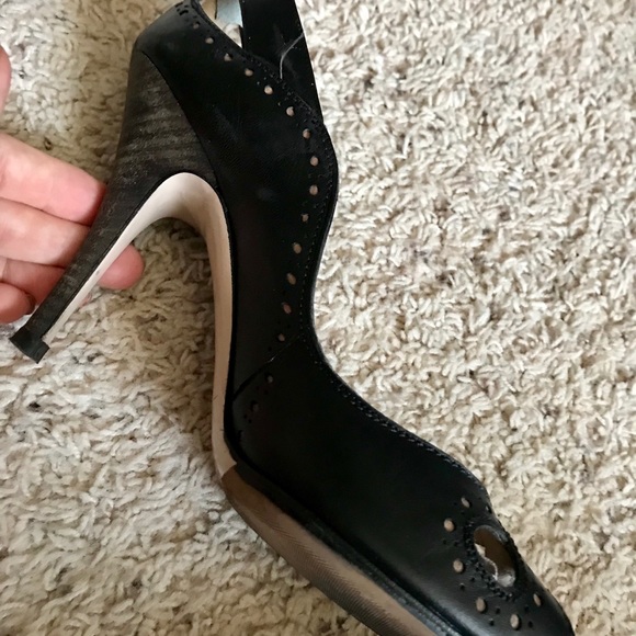 Ferragamo Black Peep Toe Heels - Size 10 - Picture 6 of 7